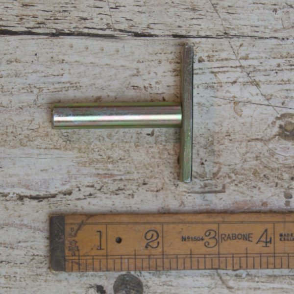 Floating shelf bracket with horizontal adjustment 6.5x1.6cm